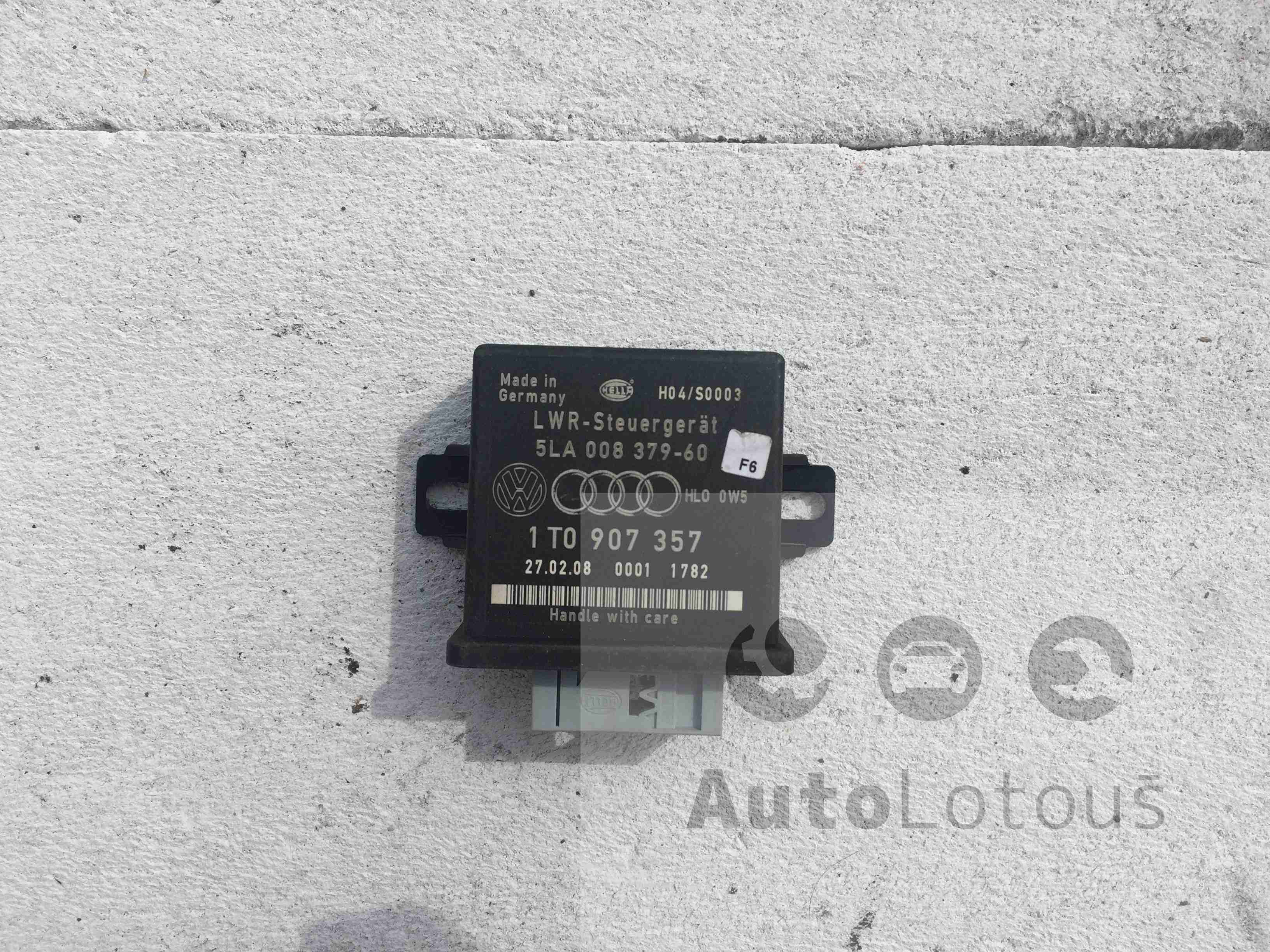 Řídící jednotka xenonu VW Golf/Jetta/Touran - 1T0907357 , 1T0 907 357 , 5LA008379-60