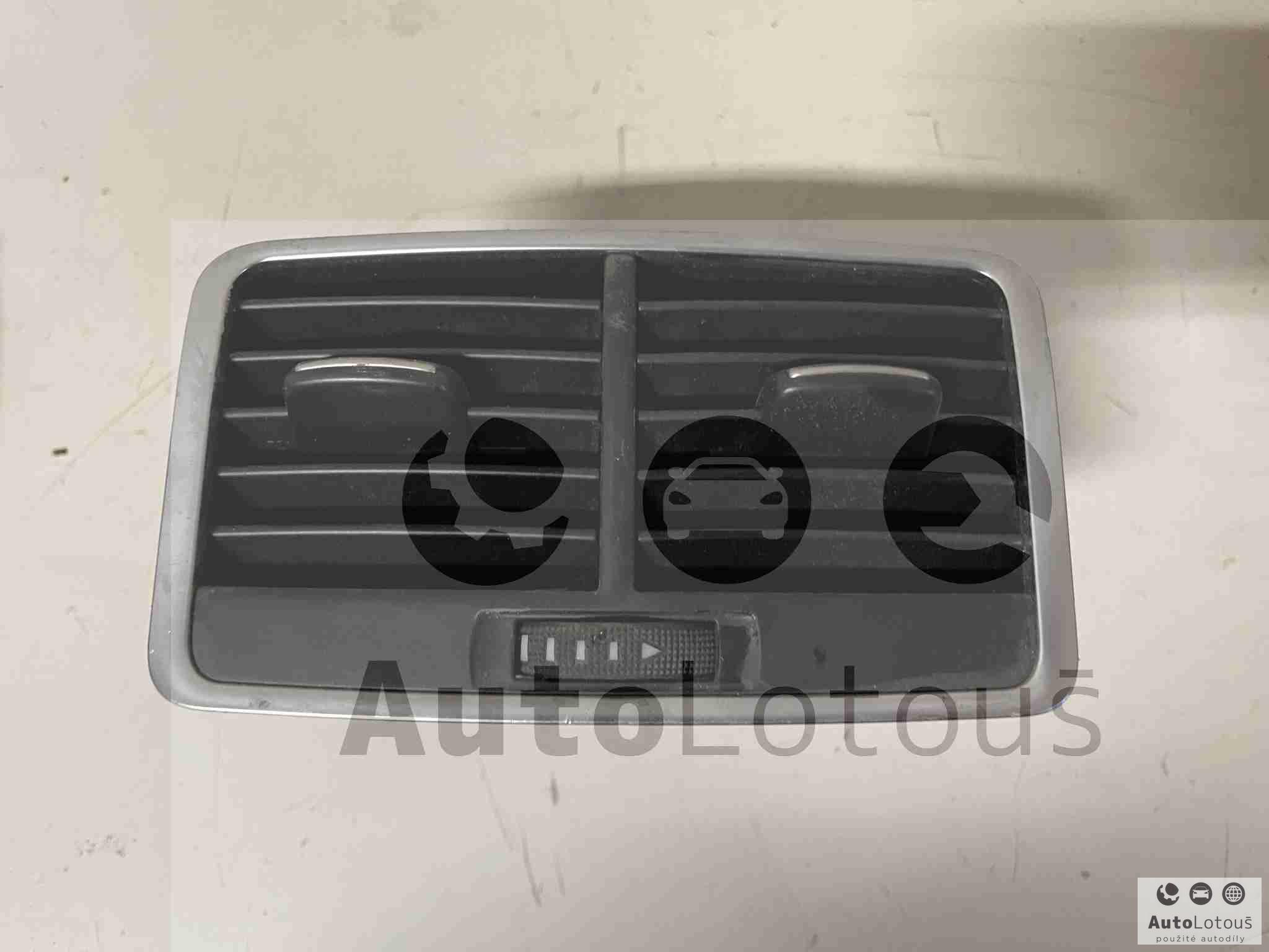 Výdech ventilace / topení zadní Audi A6 4F C6 4F0819203C 4F0 819 203 C