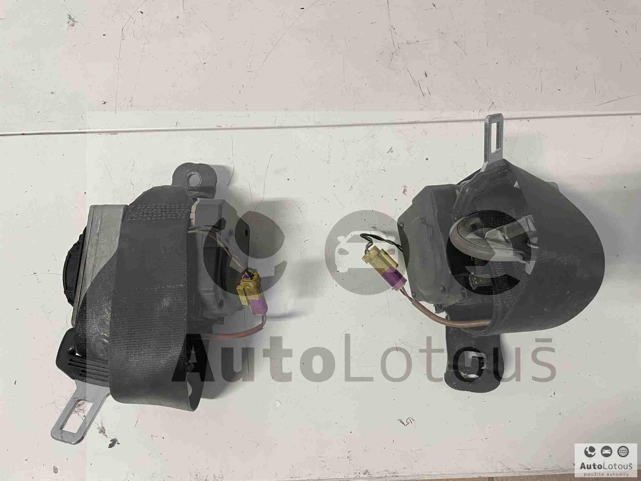 Bezpečnostní pásy VW GOLF 4 1J4857705D/06D 1J4 857 705D/06D