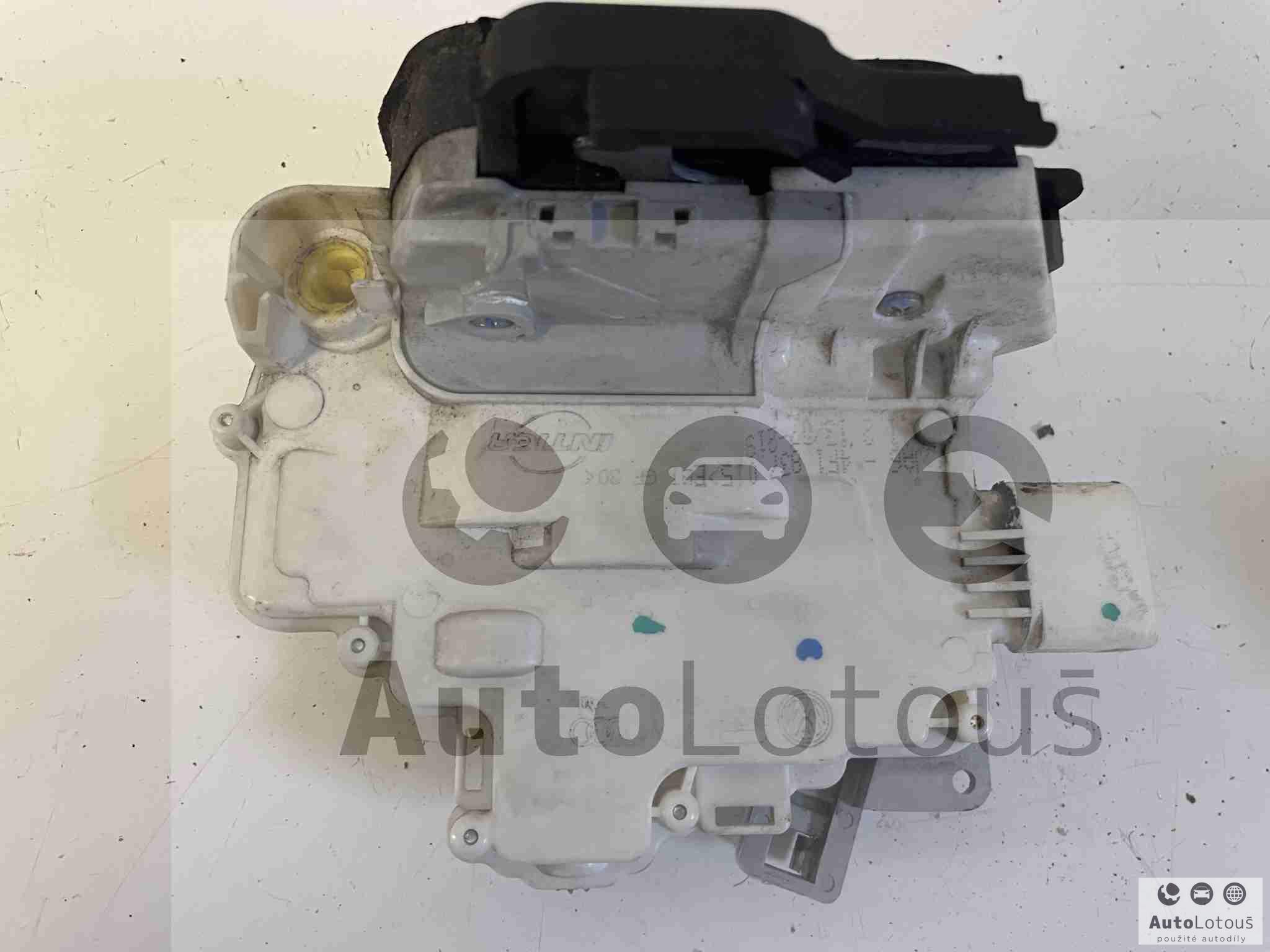 Zámek dveří vnitřní, vpředu vlevo Audi A6 4F1837015E 4F1 837 015 E