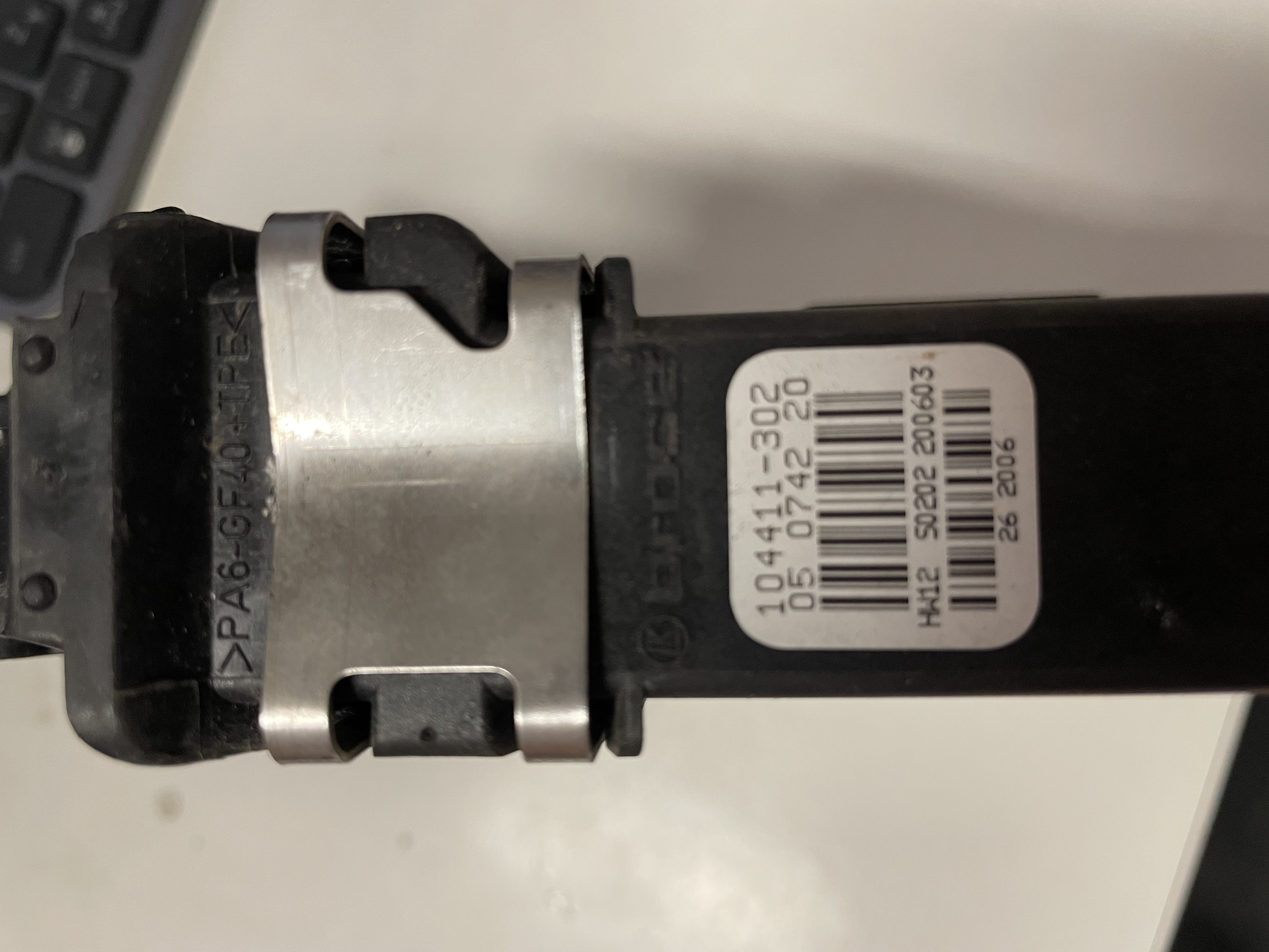 Motor stahování oken levý přední Škoda Octavia I 1 1U 1U4959801D jednotka 104411-302