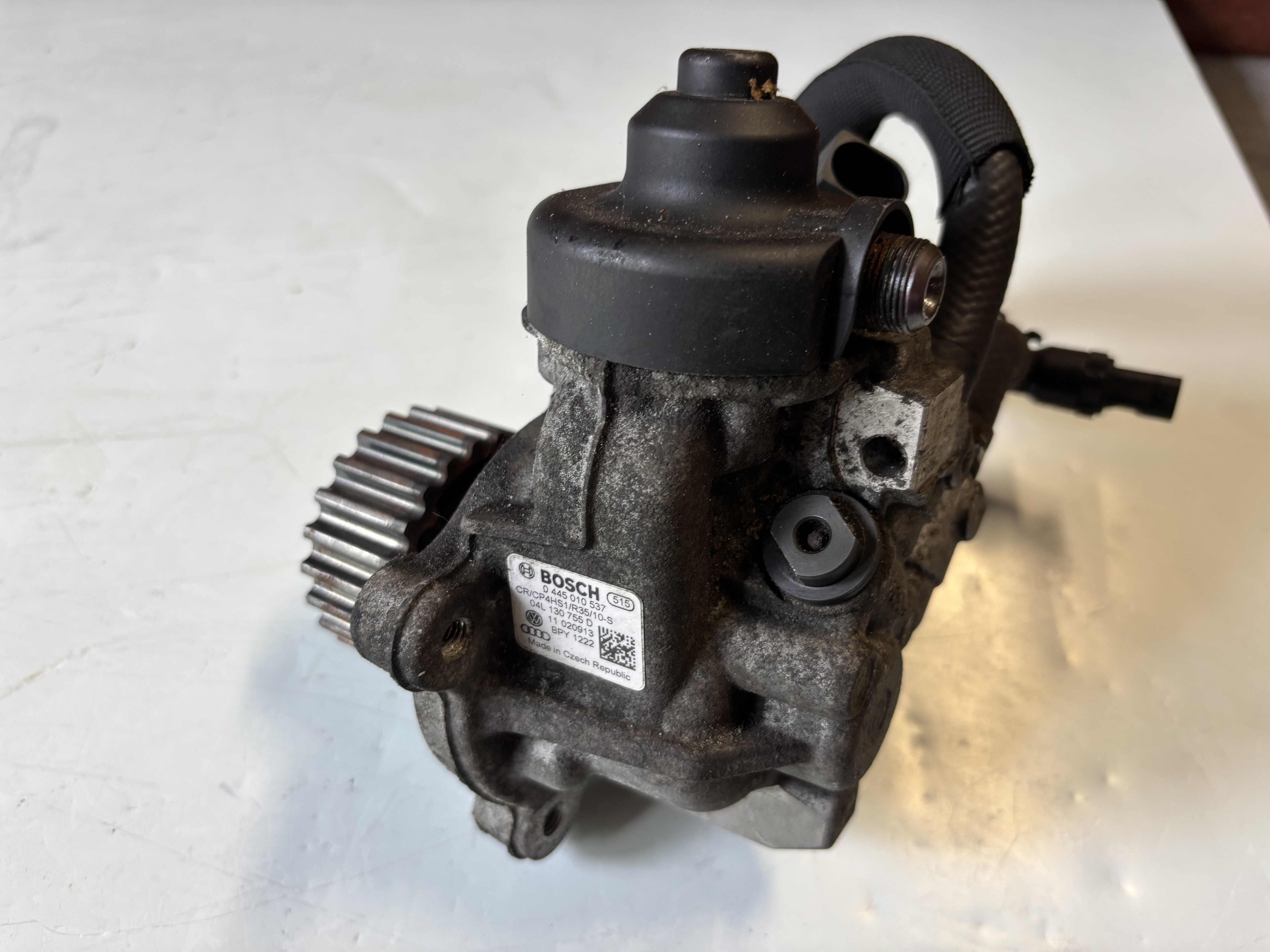 Vstřikovací čerpadlo commonrail ŠKODA VW AUDI SEAT 04L130755D 04L 130 755 D