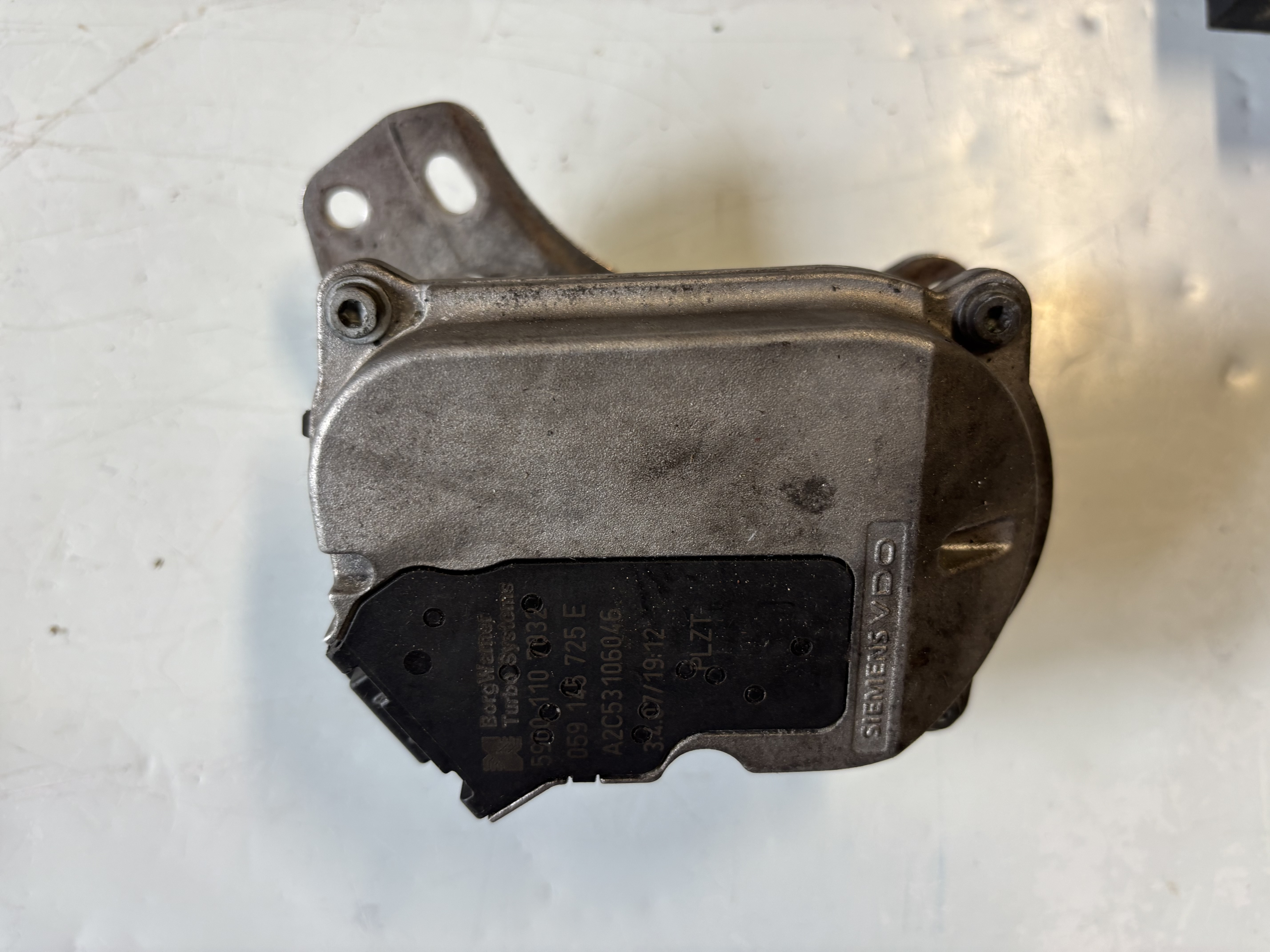 Motorek regulace turba 3,0Tdi 059129086E 059 129 086 E