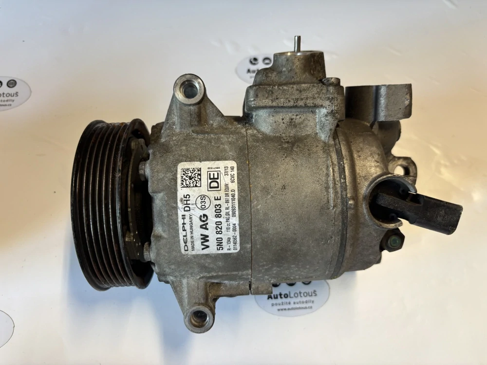 Klimakompresor Delphi 5N0820803E 5N0 820 803 E VW AG Seat Skoda