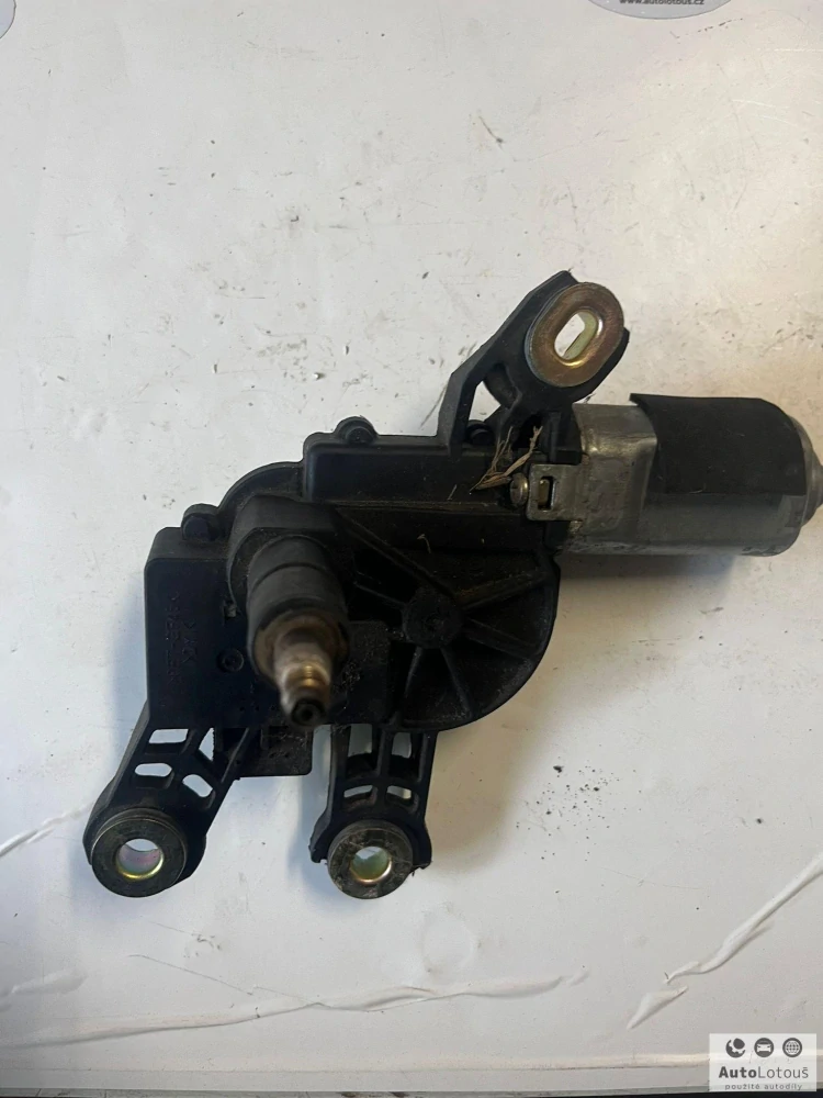 Motorek zadního stěrače 5M0955711