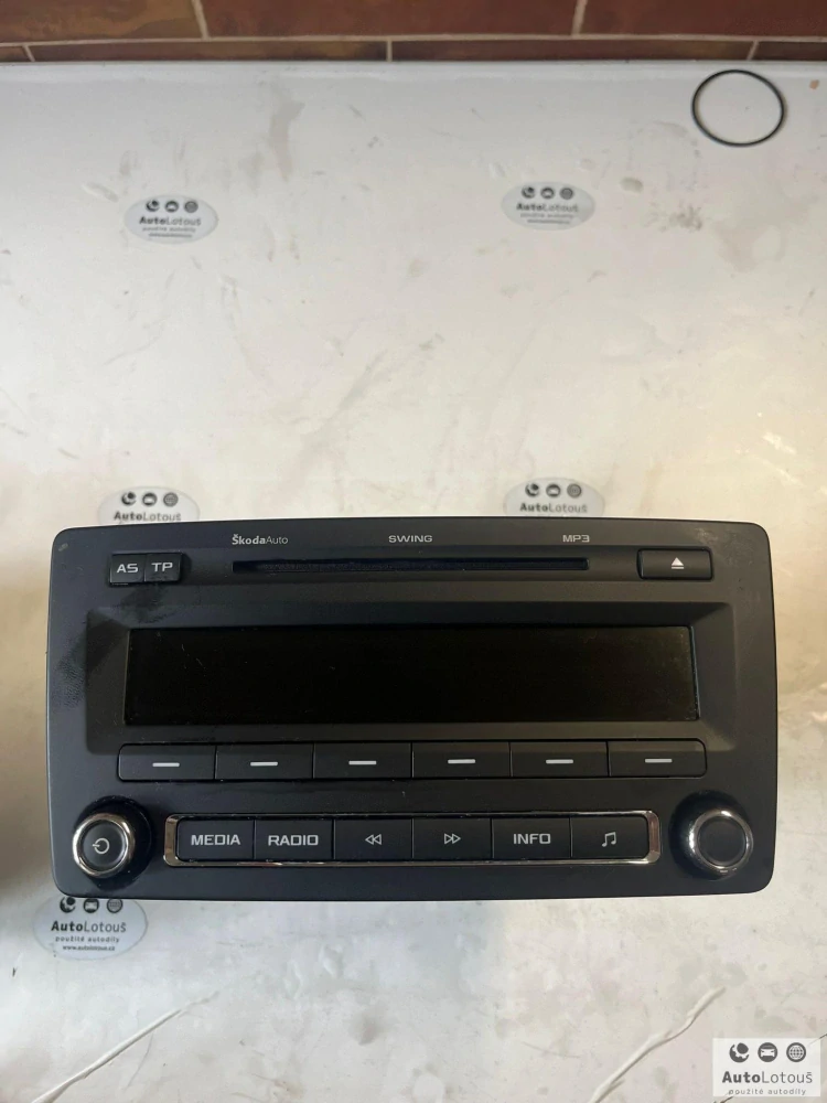 Rádio (bez kódu) Škoda 1Z0035161M