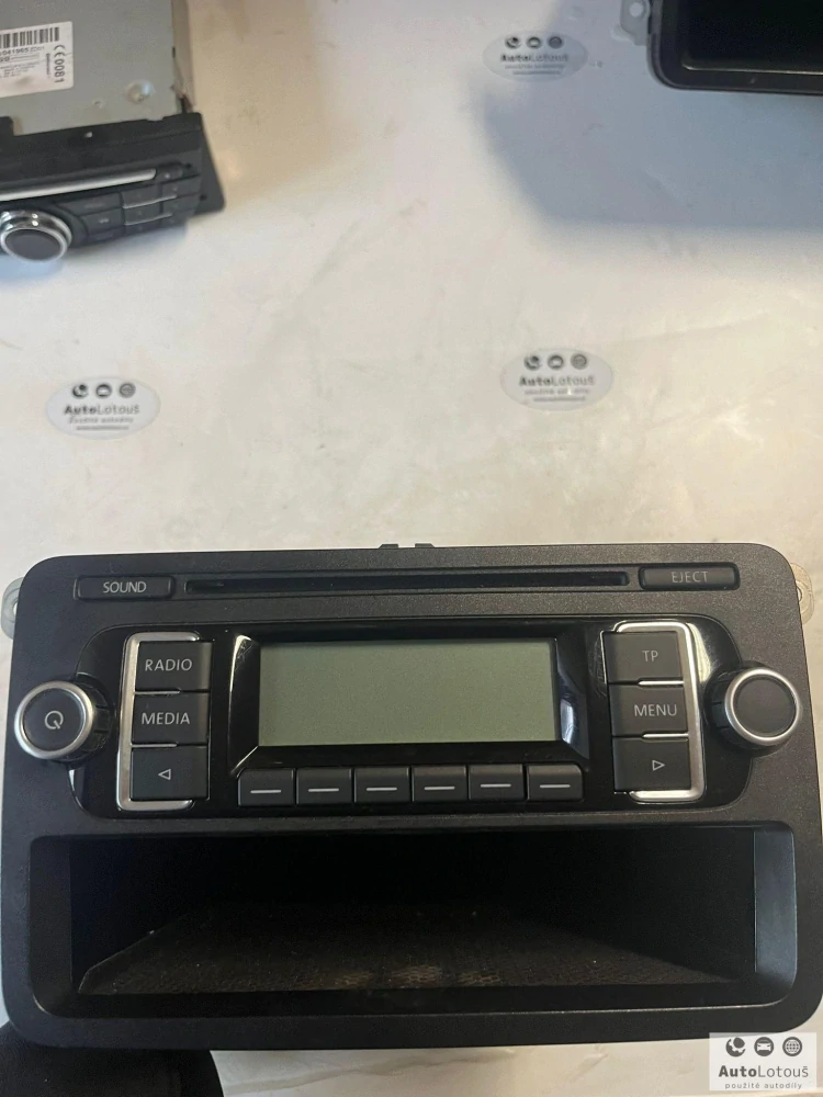 Rádio VW 5M0035156B (bez kódu)