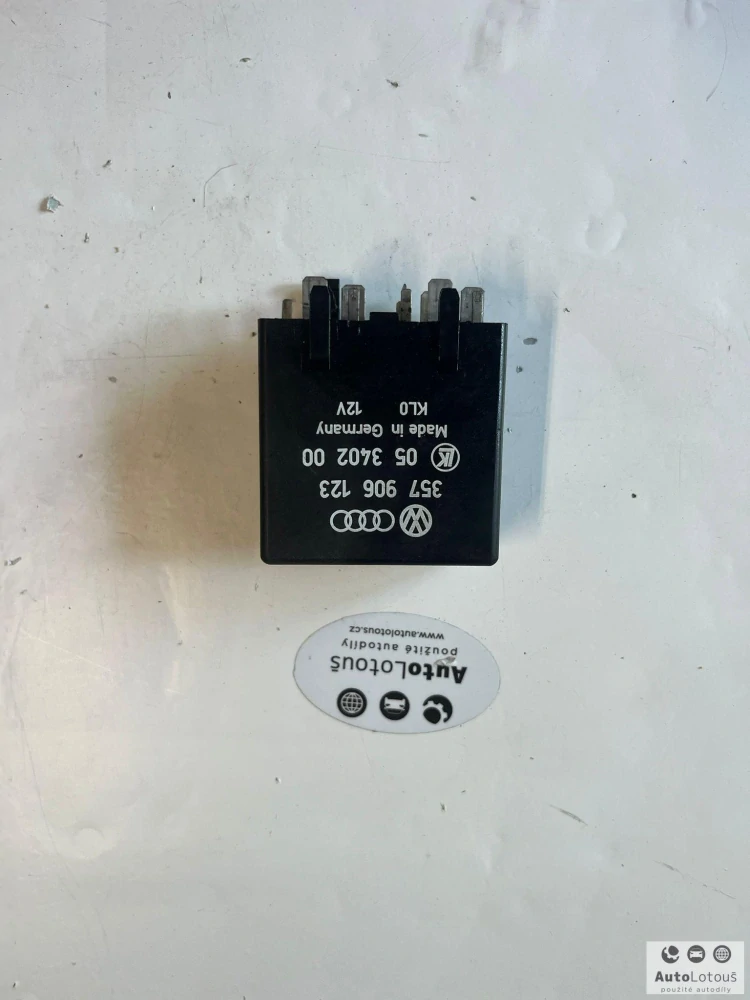 Relé Audi VW 134 357906123
