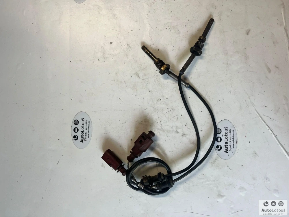 Čidlo teploty výfukových plynů 03G906088B 924