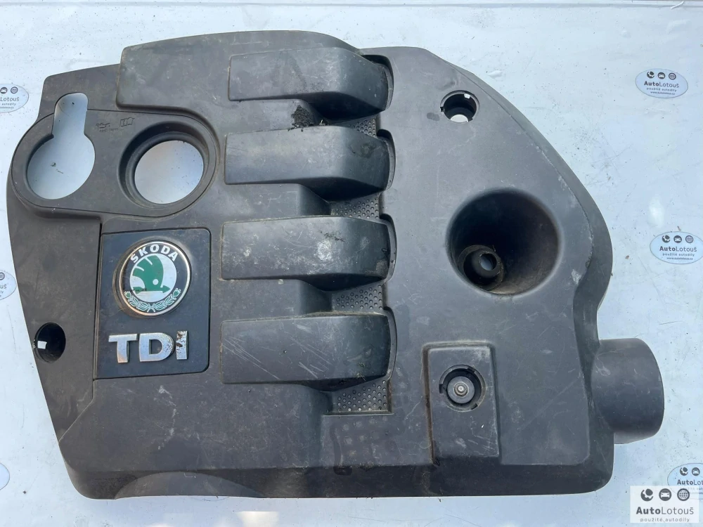 Kryt motoru Škoda 038103925ER/ET