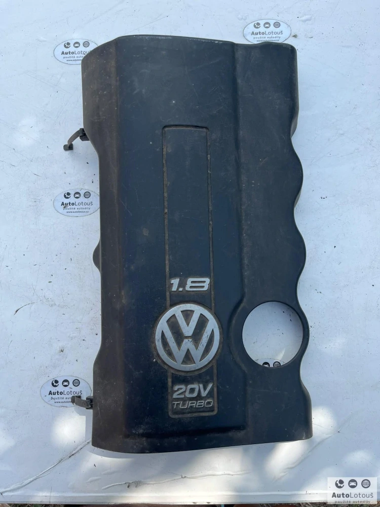 Kryt motoru VW 1.8 058103724G