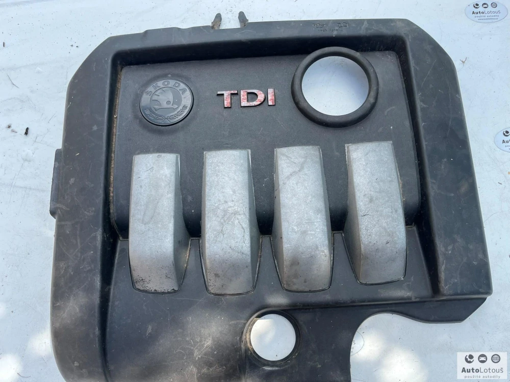 Kryt motoru Škoda 03G103925BN