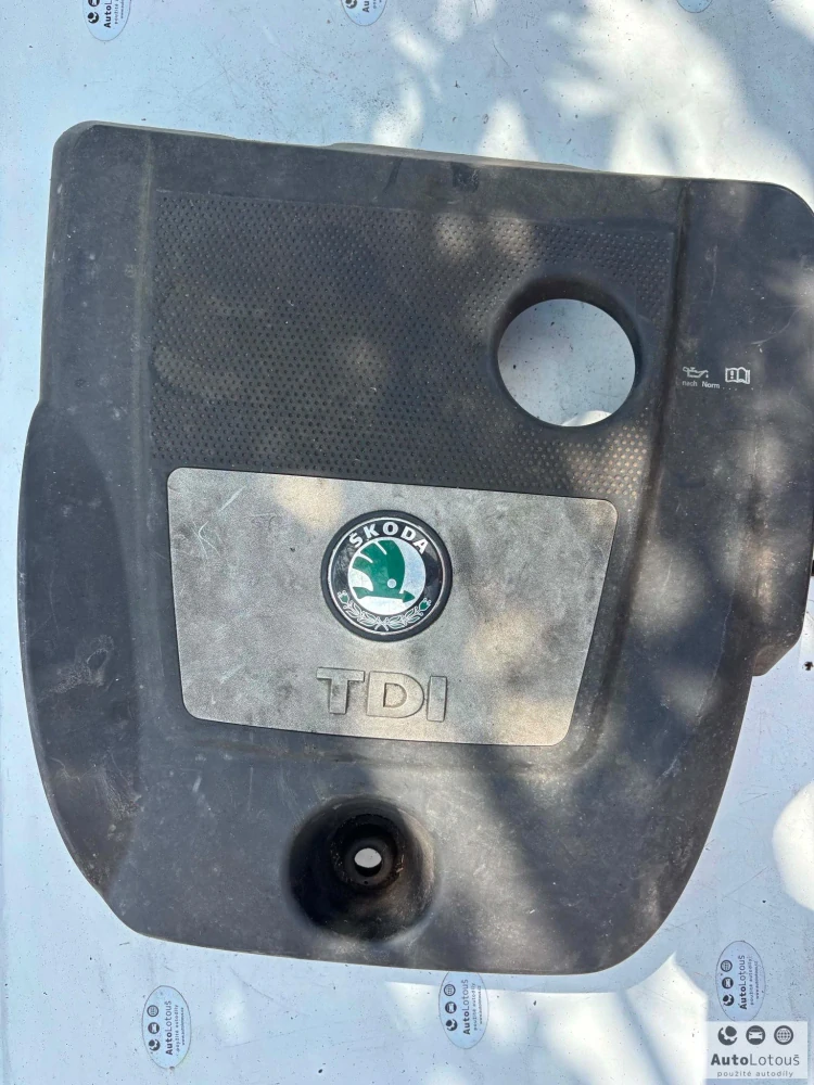 Kryt motoru Škoda 038103925EP