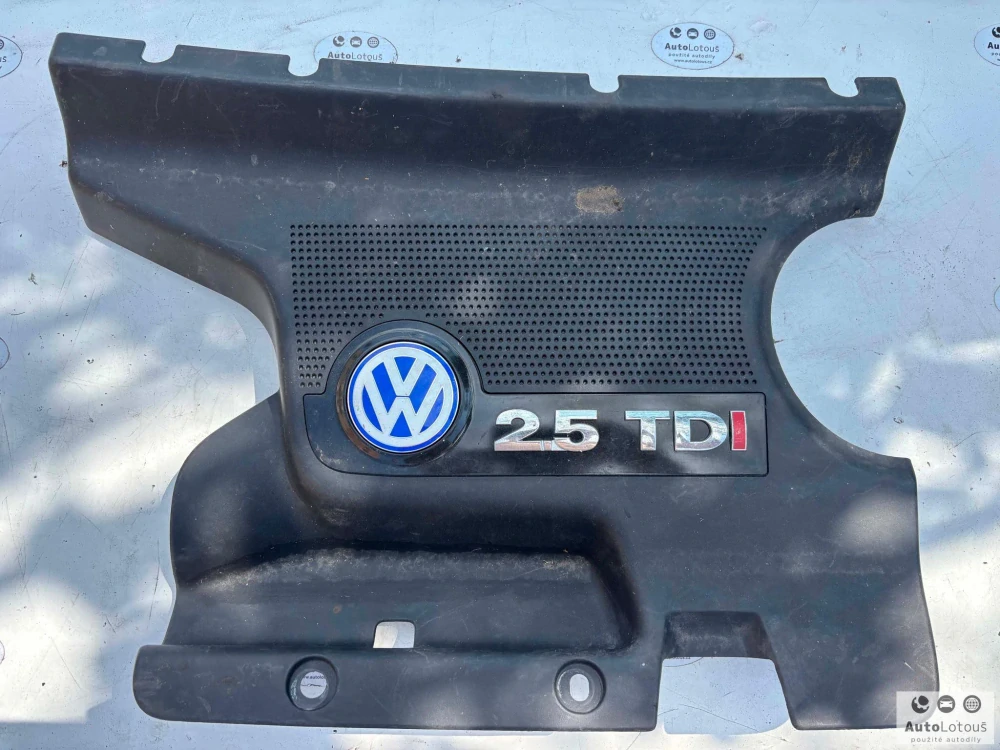 Kryt motoru VW 7D0119512D