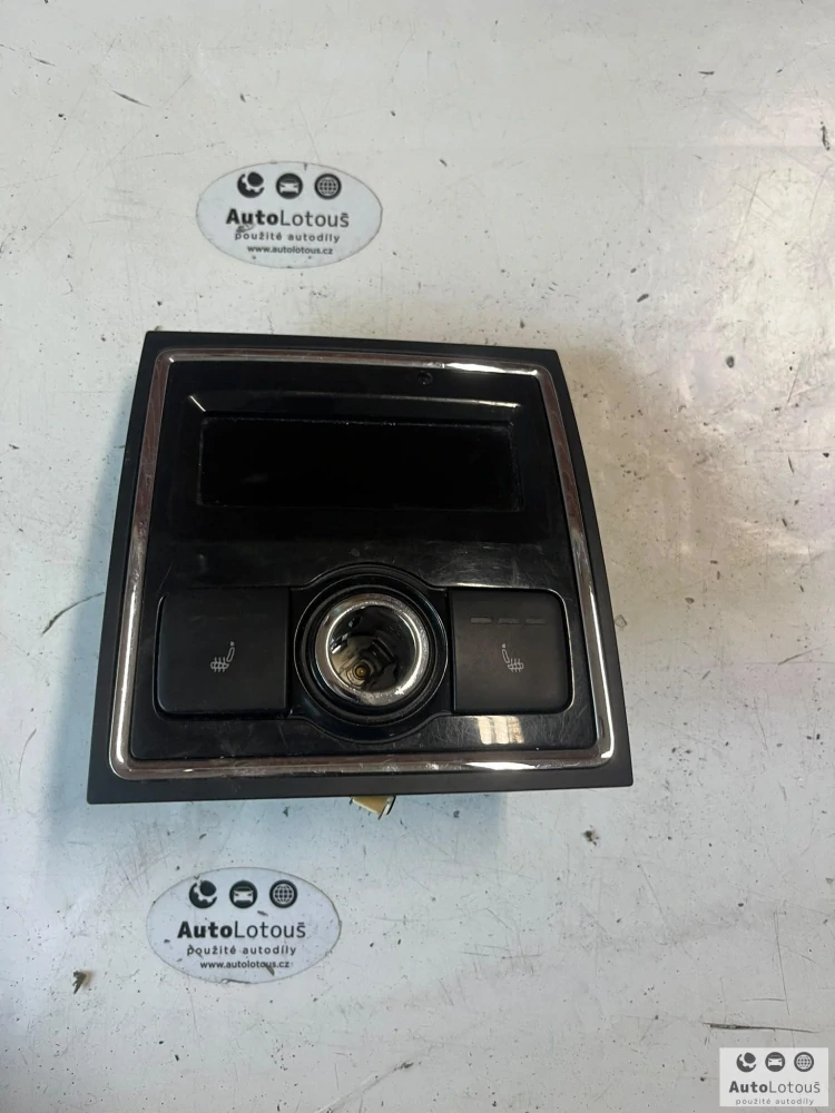 Zadní hodiny Škoda 3T0919201