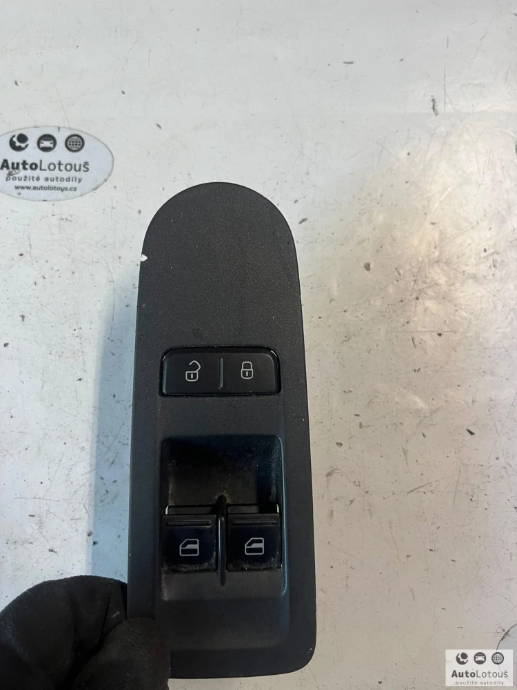 Panel ovládání oken levý přední 1S0867255F