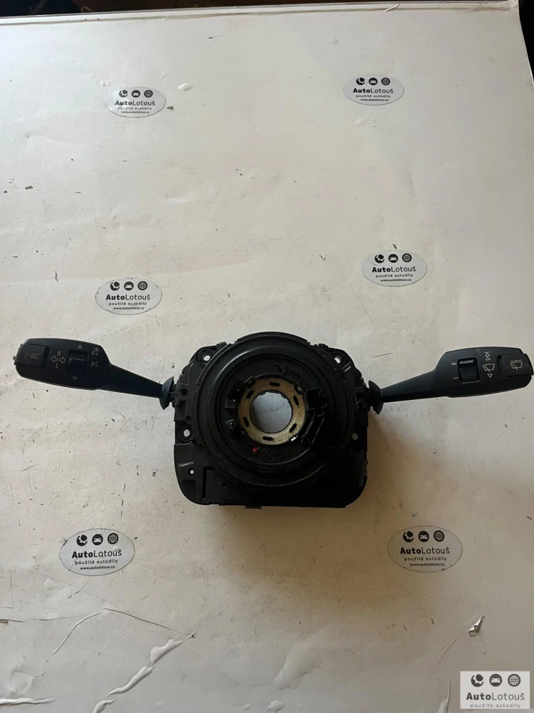 Páčky pod volant BMW LK39200208119 LZ696267003