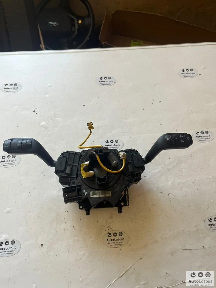 Páčky pod volant Ford 3M5T13N064FE