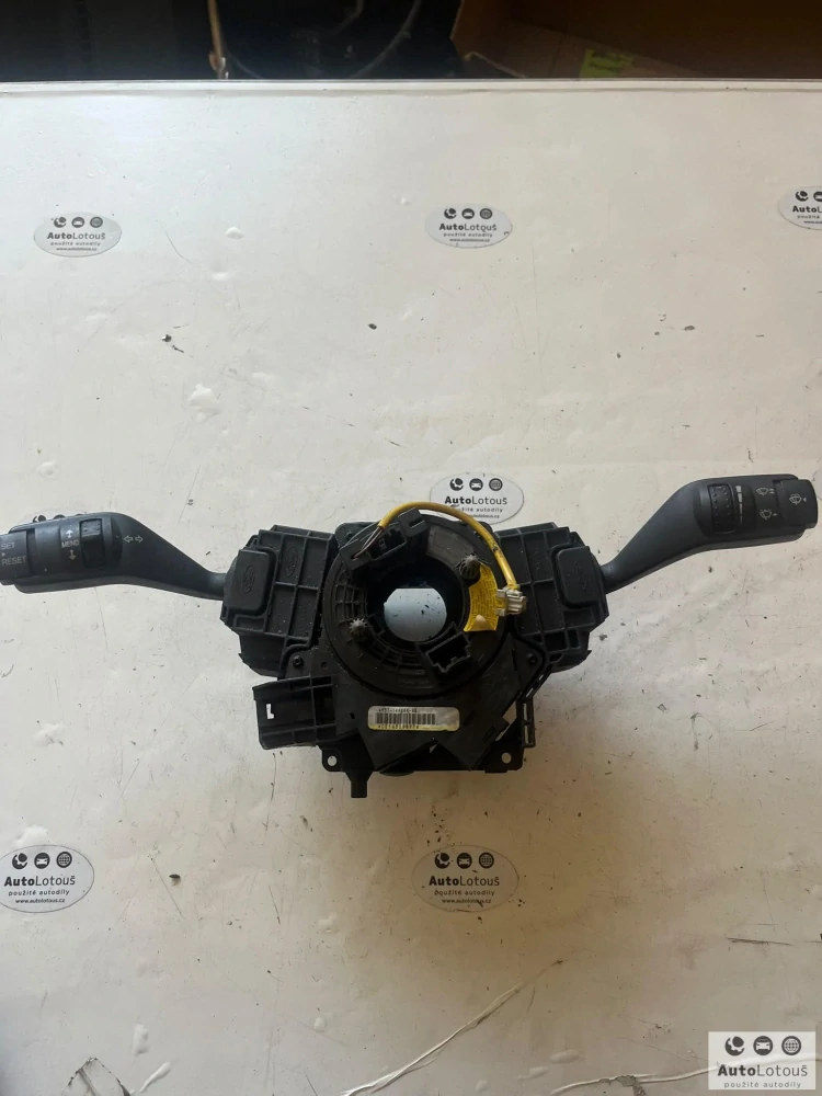 Páčky pod volant Ford 4M5T13N064HH
