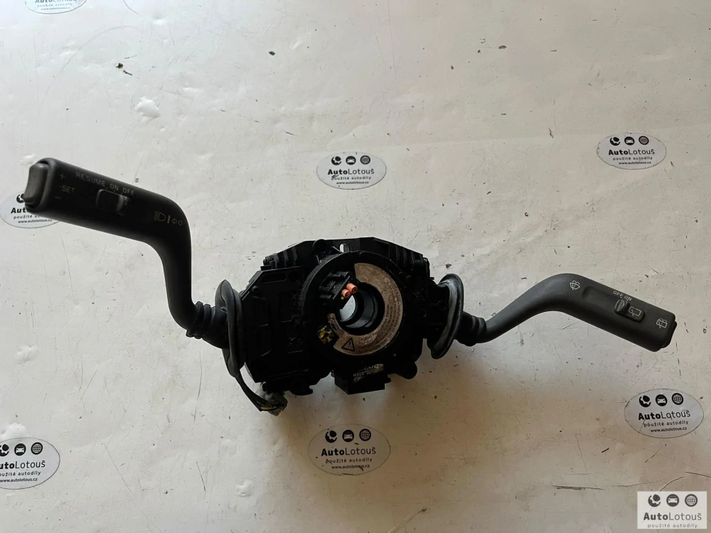 Páčky pod volant Volvo 30621234