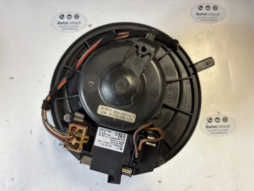 ventilátor topení s řídící jednotkou 3C1820015N 3C0907521F 3C1 820 015 N 3C0 907 521 F