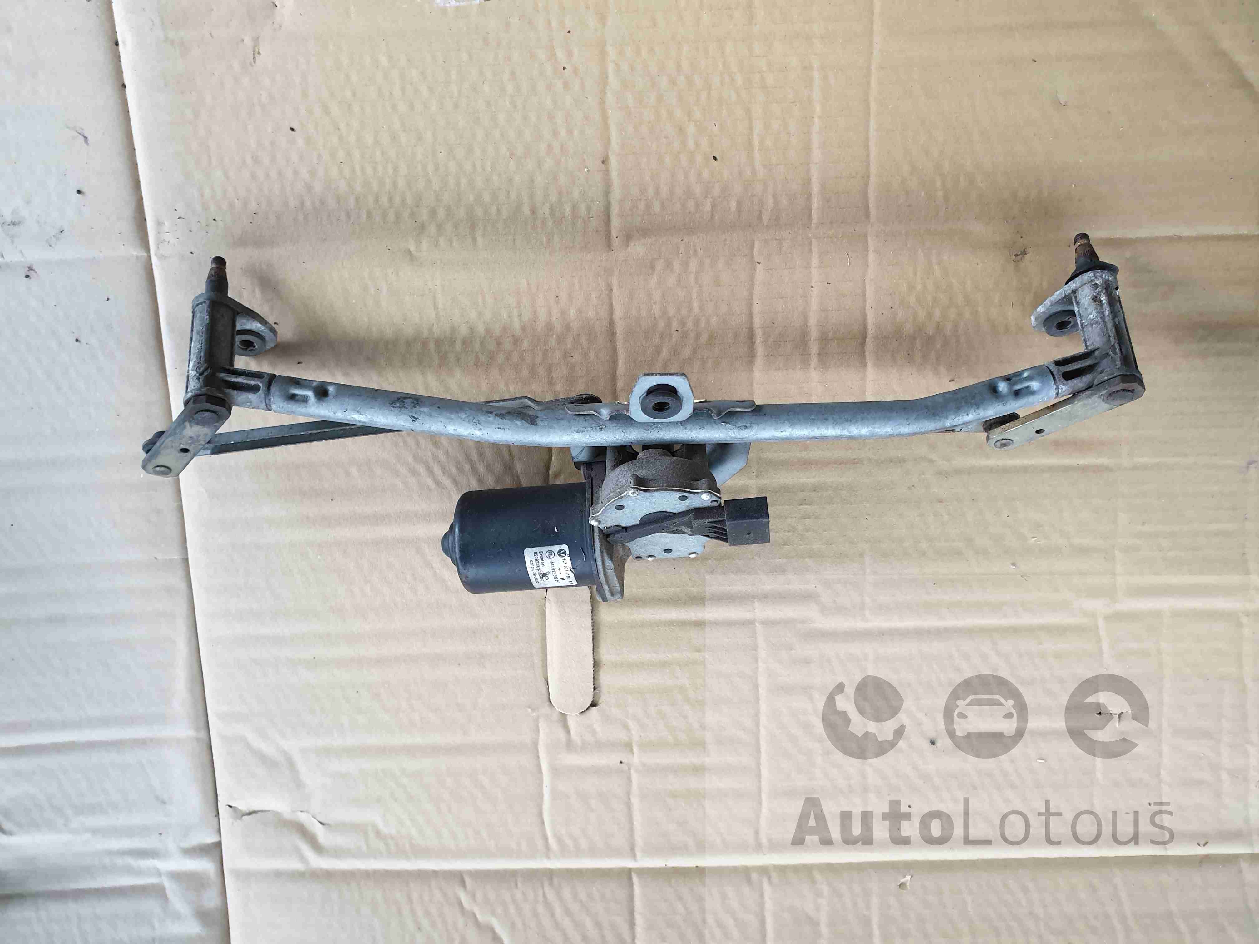 Táhla mechanismus stěračů Škoda Octavia 1 VW Golf 41J1955113C 1U1955023E