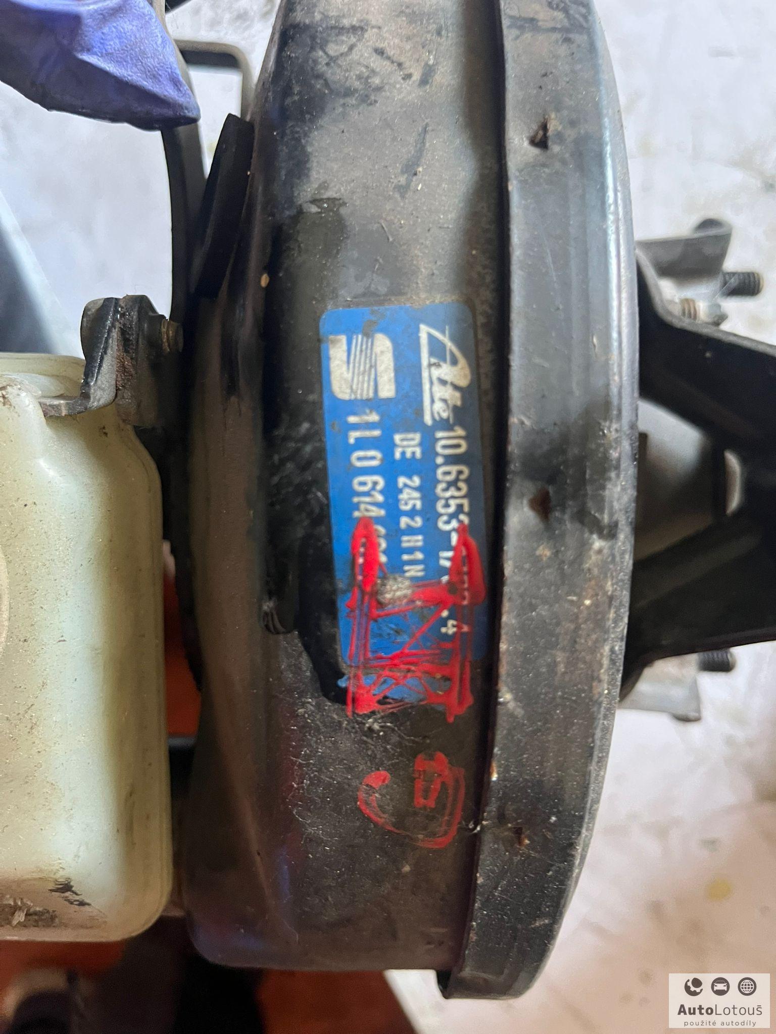 Posilovač brzd Seat Toledo 1L0614101