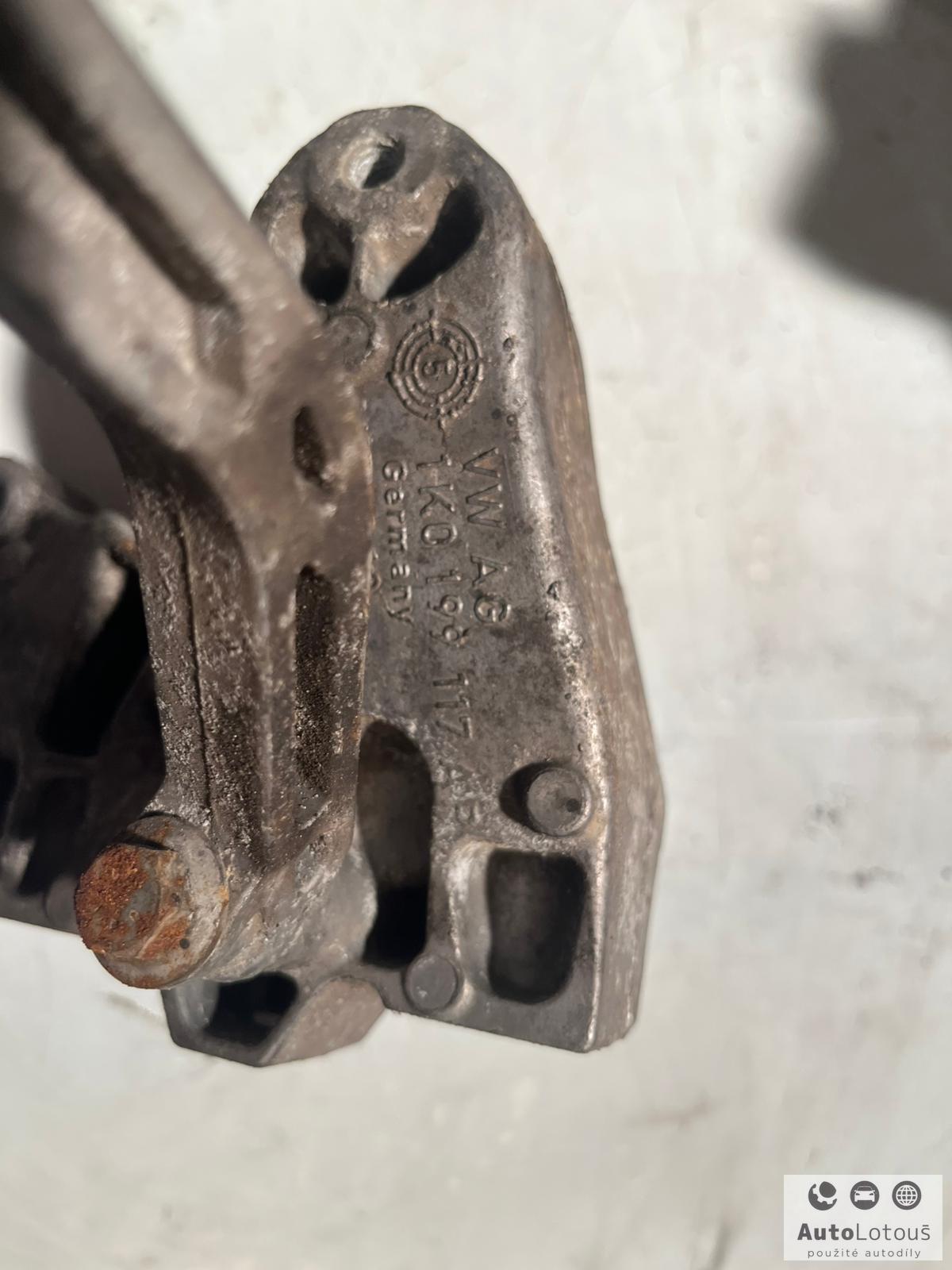 Držák převodovky VW Passat B7 1K0199117AP