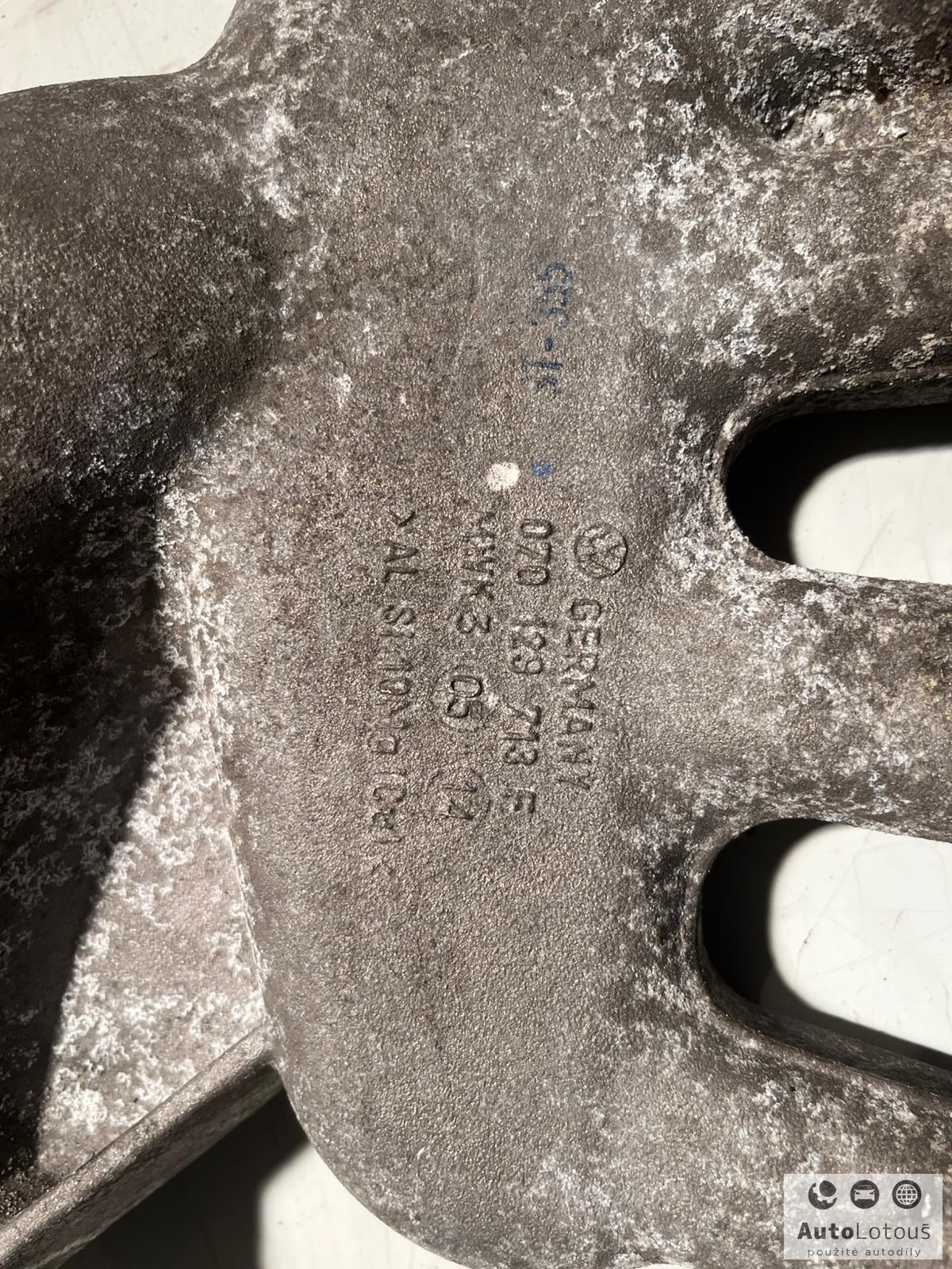 Sací potrubí VW T5 Transporter 070129713F