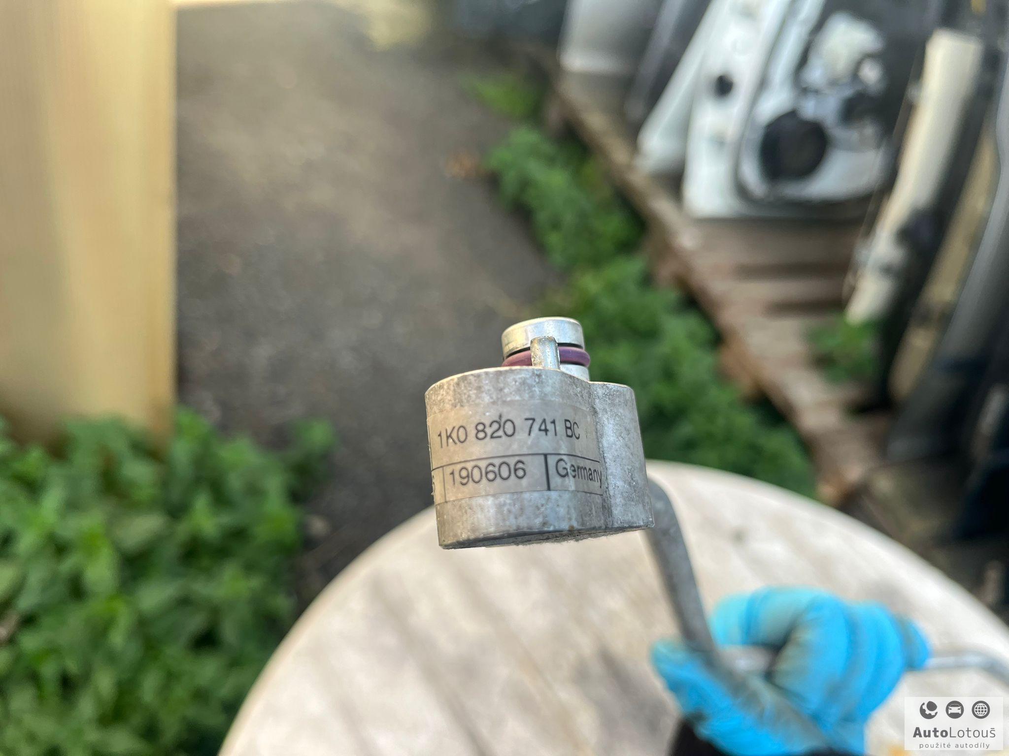 Trubka klimatizace 1K0820741BC