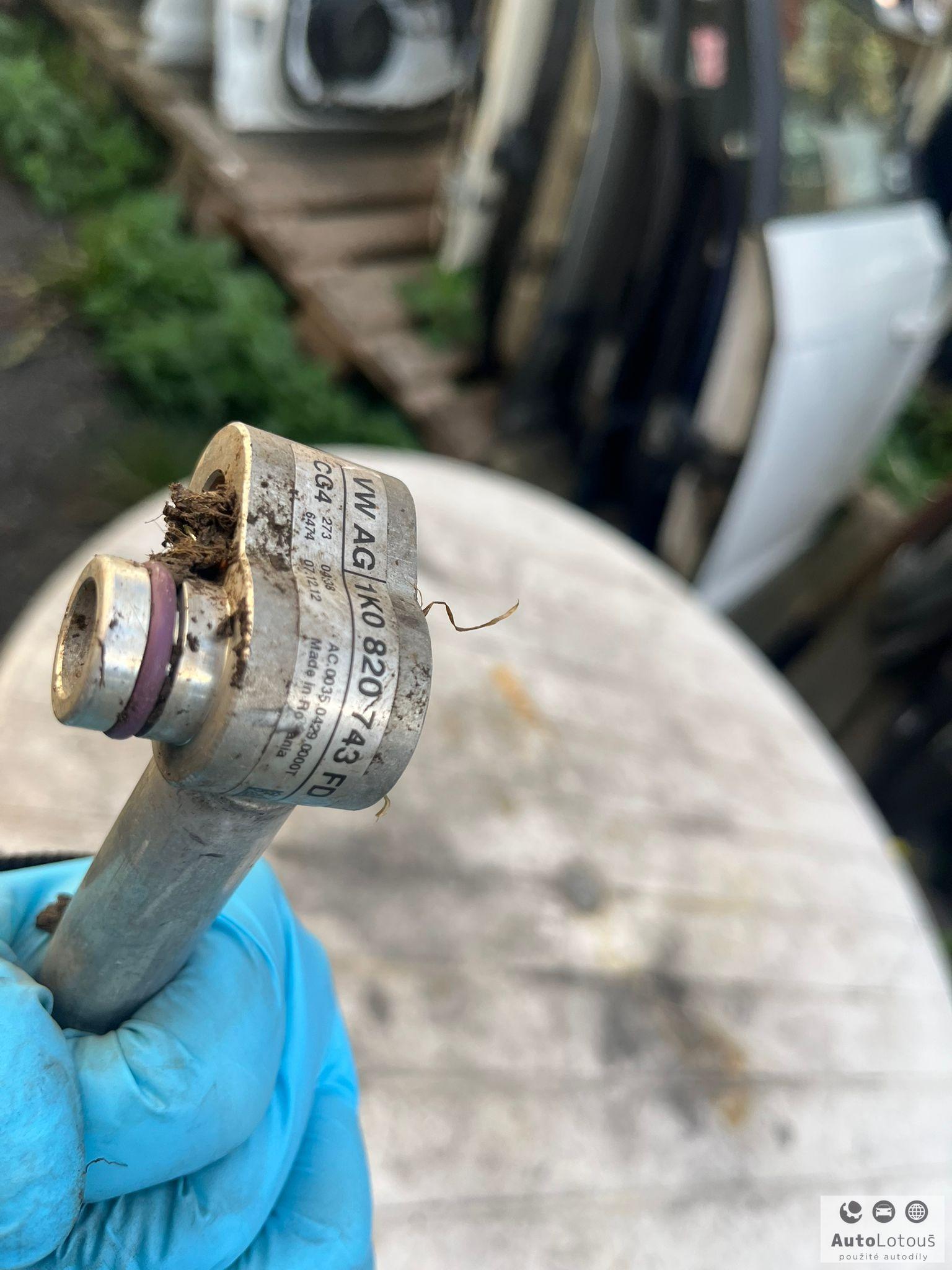 Trubka klimatizace 1K0820743FD