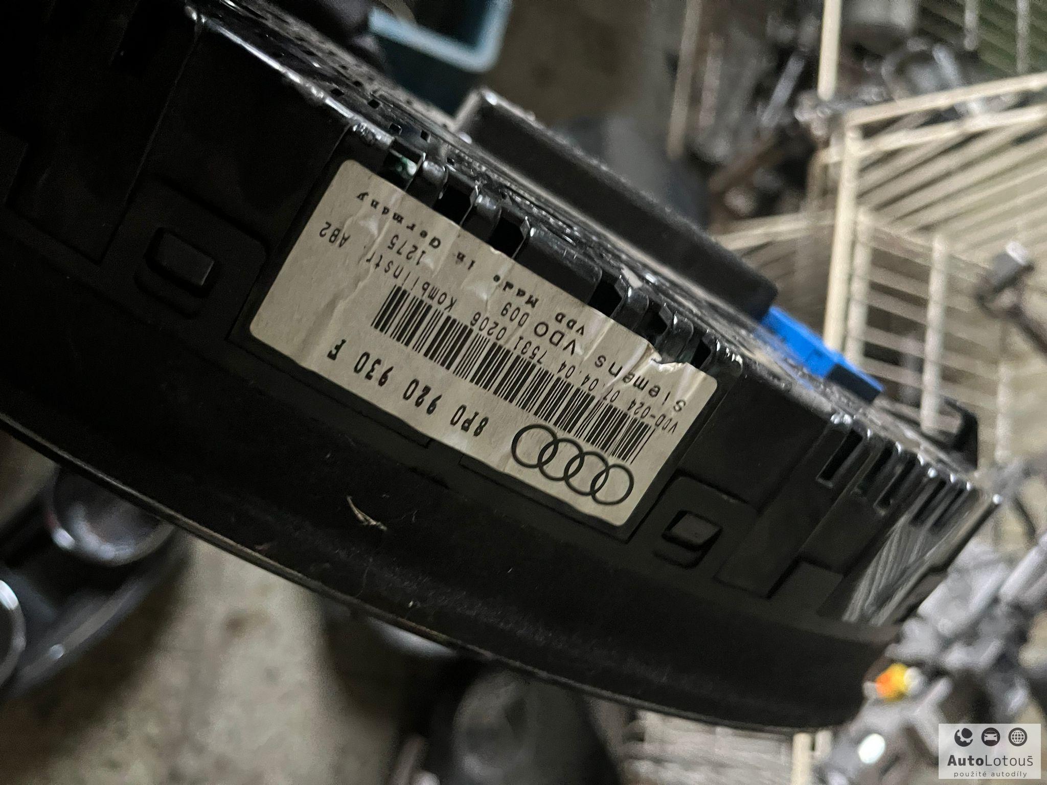 Budíky Audi A3 8P0920930F