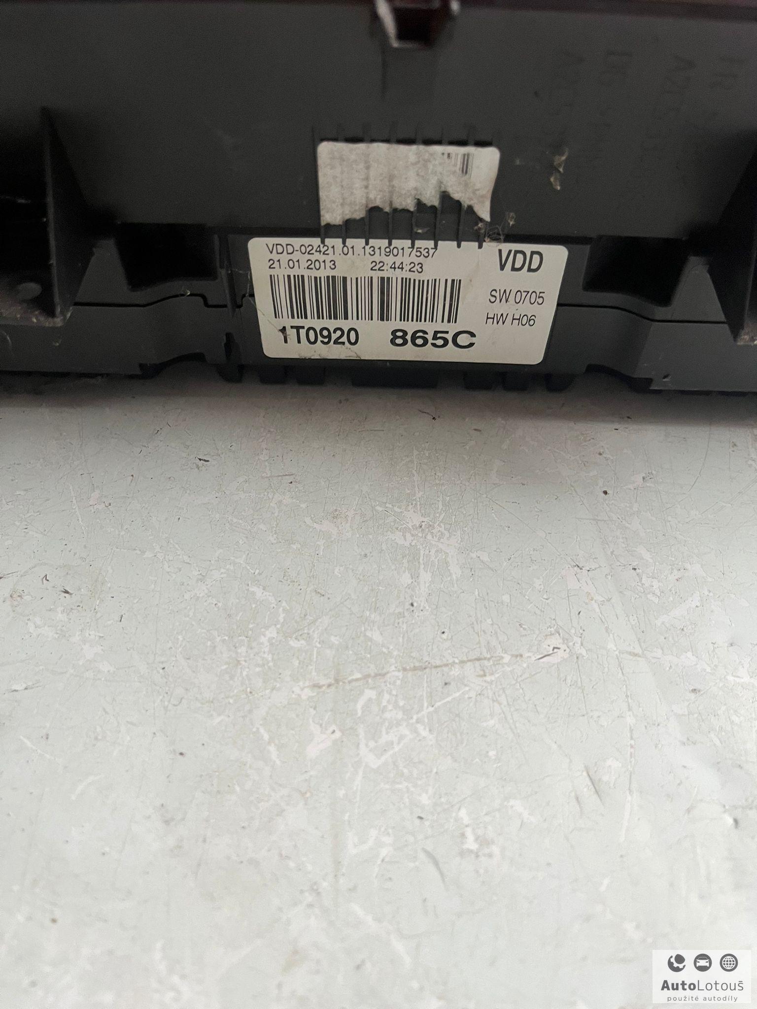 Budíky VW 1T0920865C