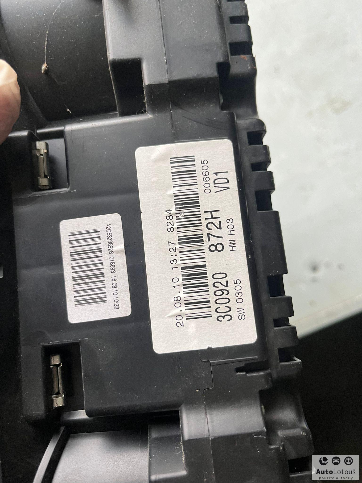 Budíky VW Passat B6 3C0920872H