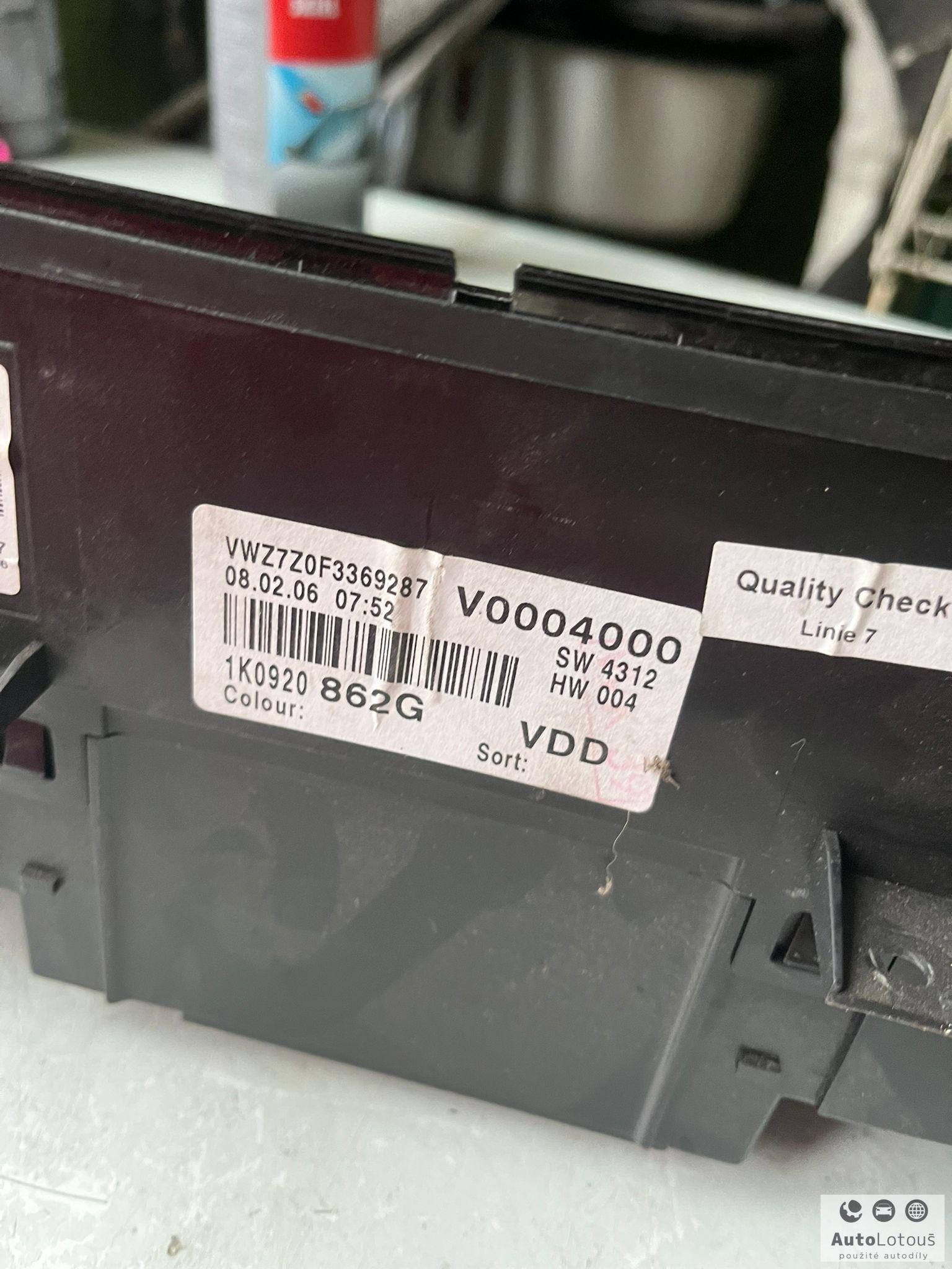 Budíky VW 1K0920862G