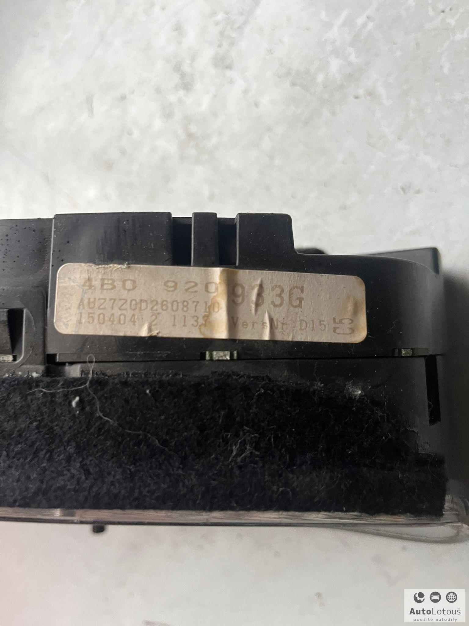 Budíky AUDI A6 4B0920933G
