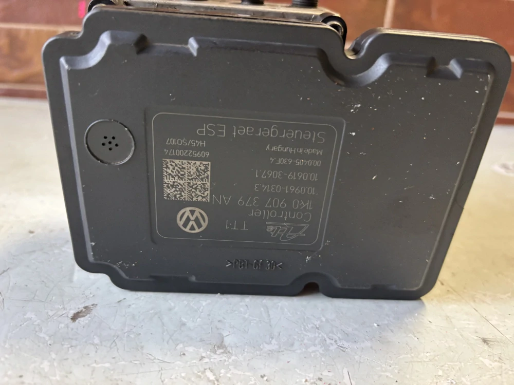 Řídící jednotka ABS ESP MK61 VOLKSWAGEN-VW 1K0907379AN 1K0614517BJ ATE 10096103143 10021203004 1093 