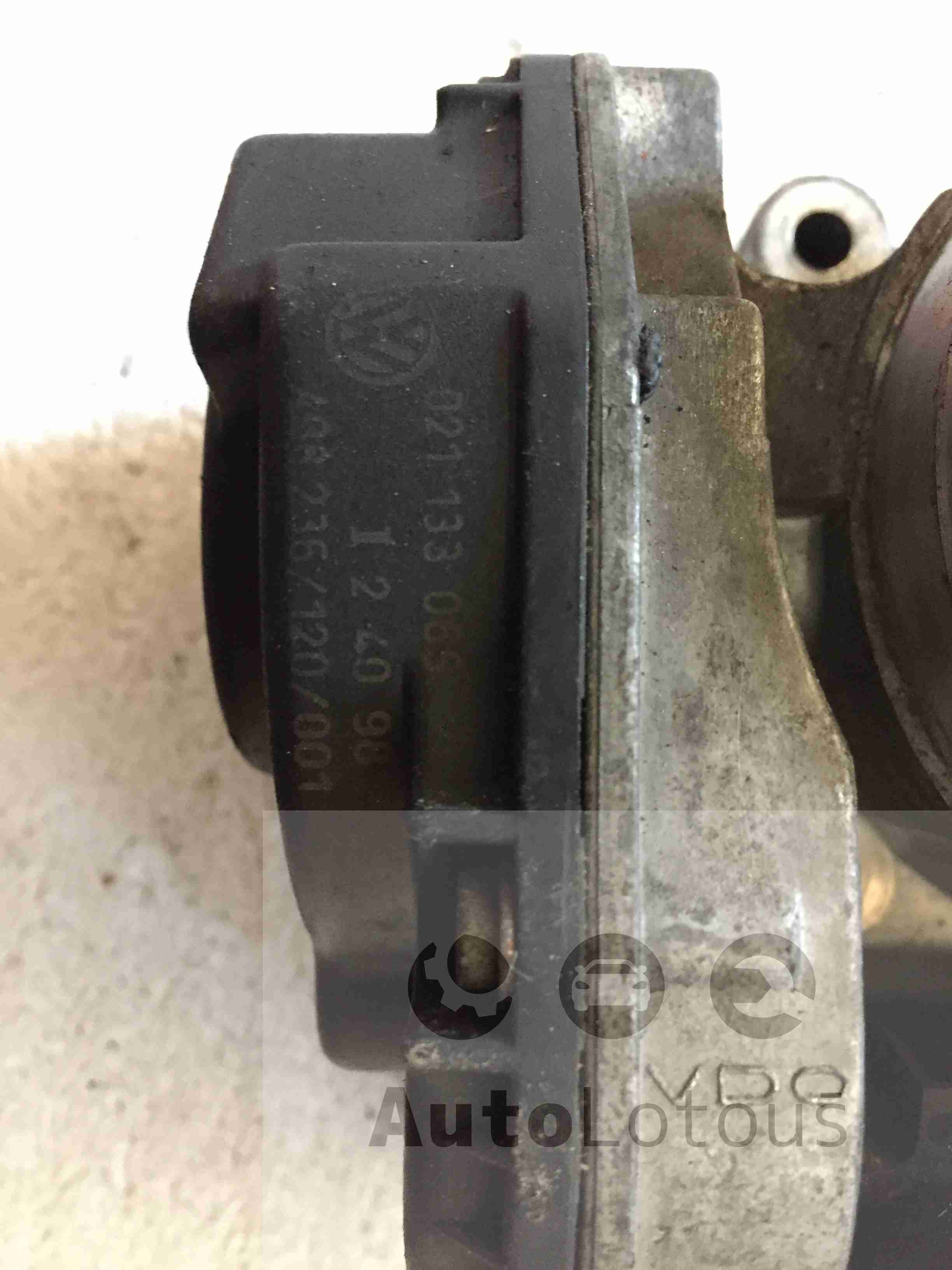 Škrtící klapka Škoda VW 021133066 021 133 066