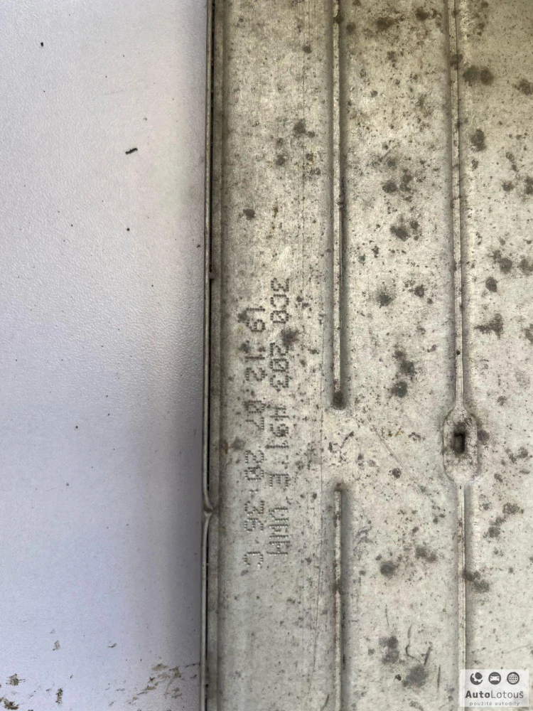 chladič paliva VW Passat B6 3C0203491E