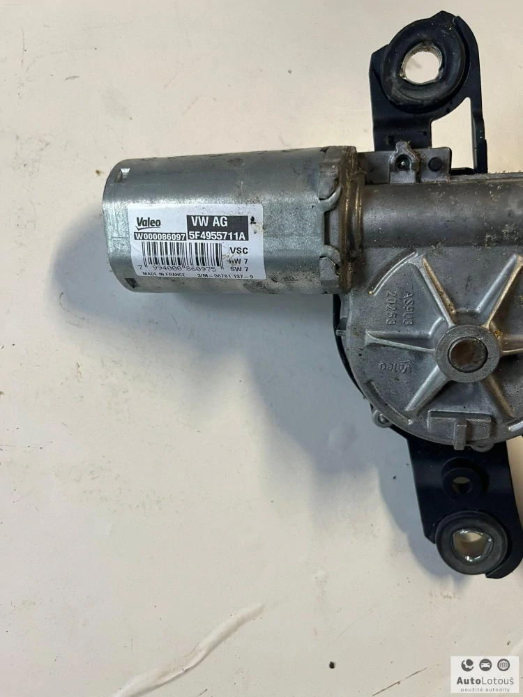 Motorek zadního stěrače 5F4955711A