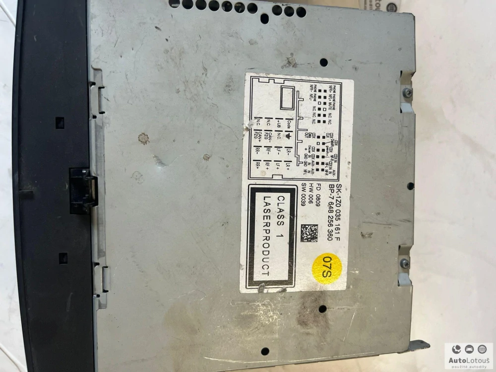 Rádio Škoda 1Z0035161F (bez kódu)