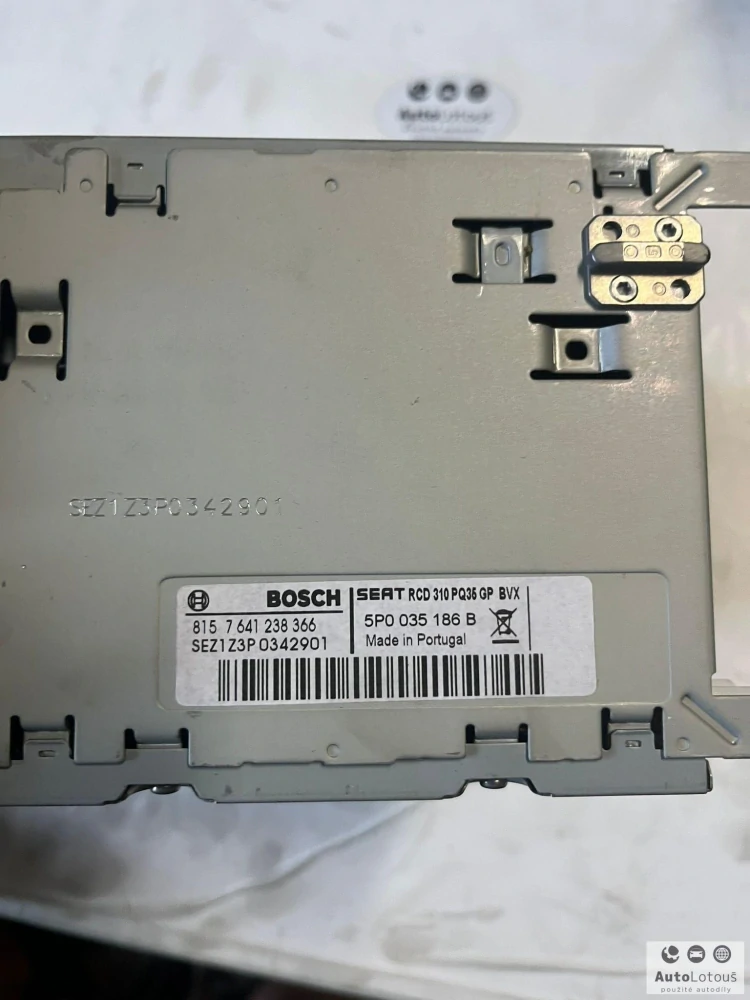 Rádio Seat 5P0035186B (bez kódu)