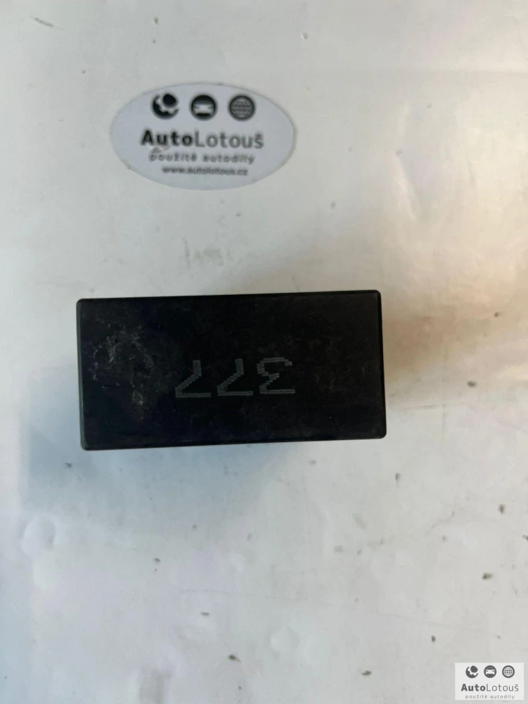 Relé 377 4B0955531A