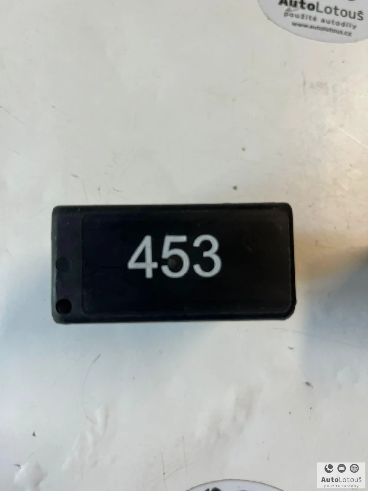 Relé 453 7M5907487 YM2114B205GA