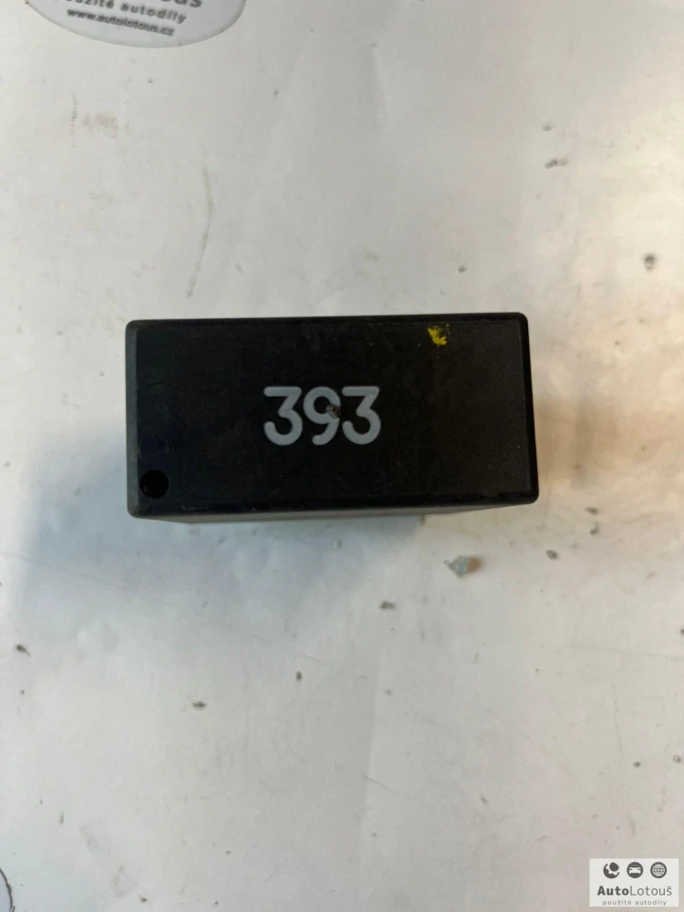 Relé světel 393 4B0919471A