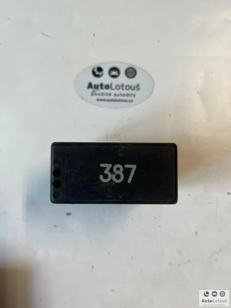 Relé 387 4B0919471