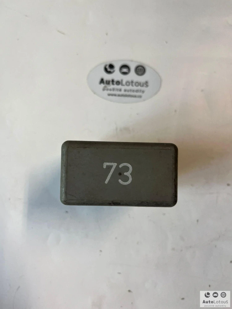 Relé VW 73 443953233
