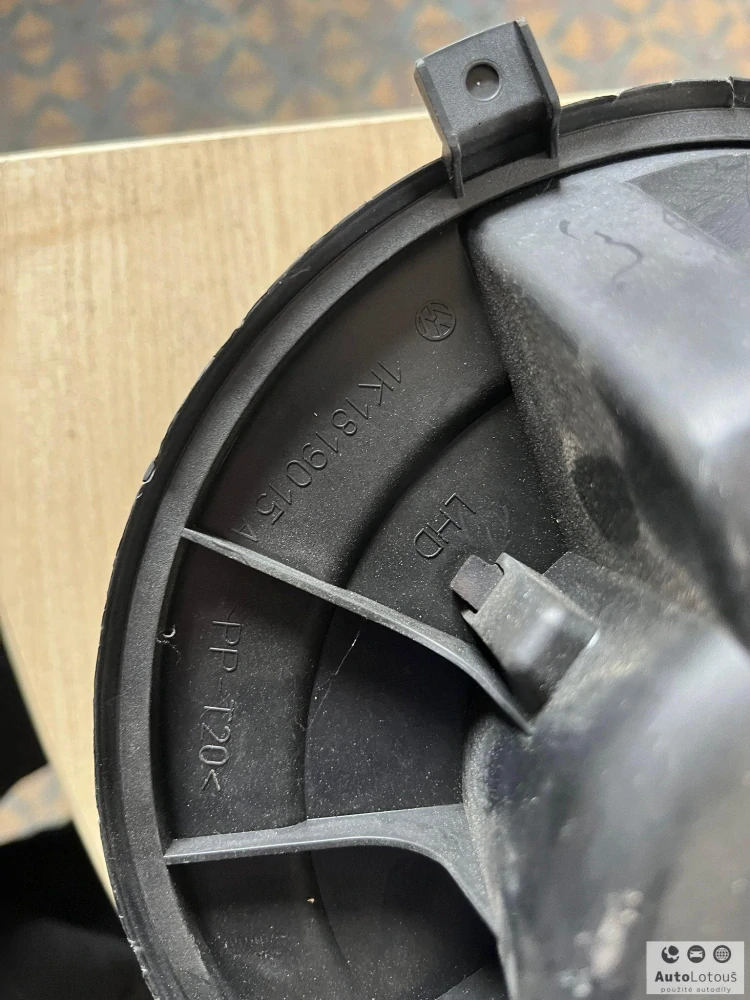 Ventilátor topení Škoda VW 1K1819015A