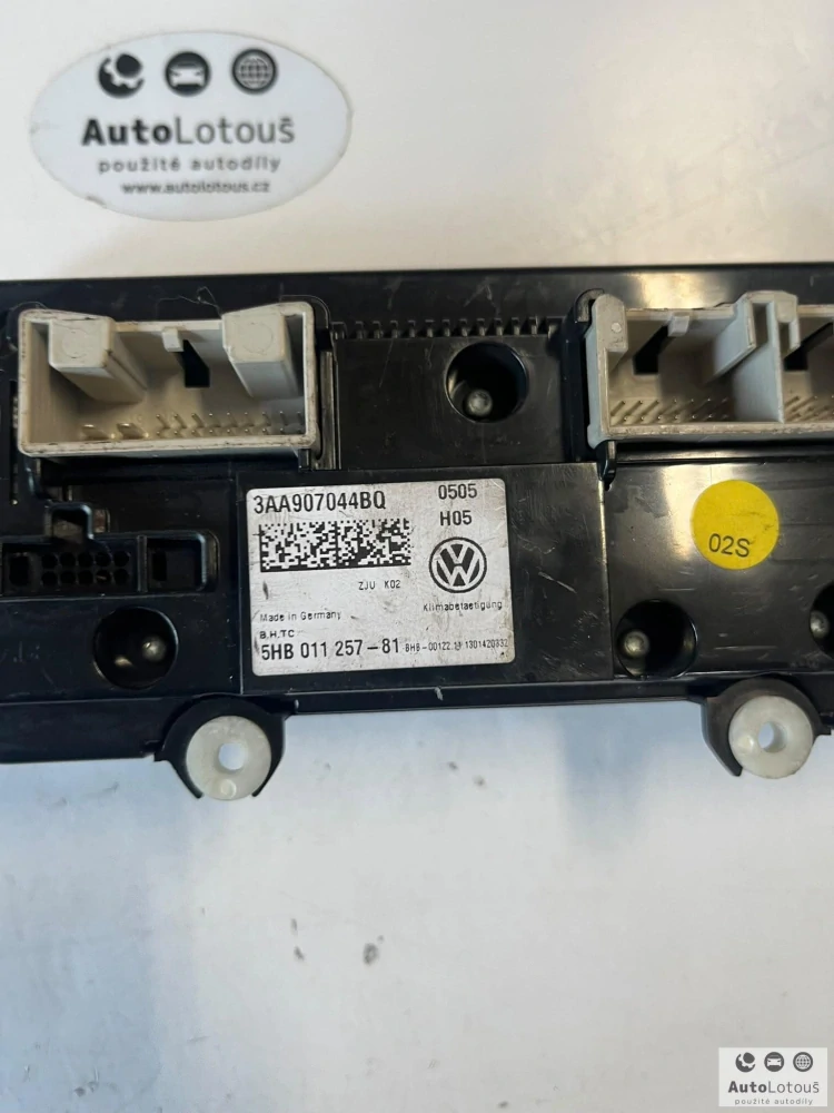 Panel klimatizace VW Passat 3AA907044BQ