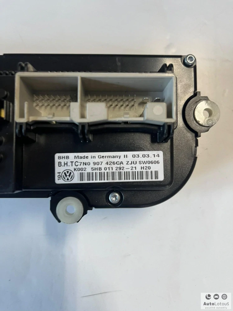 Panel klimatizace VW 7N0907426CA